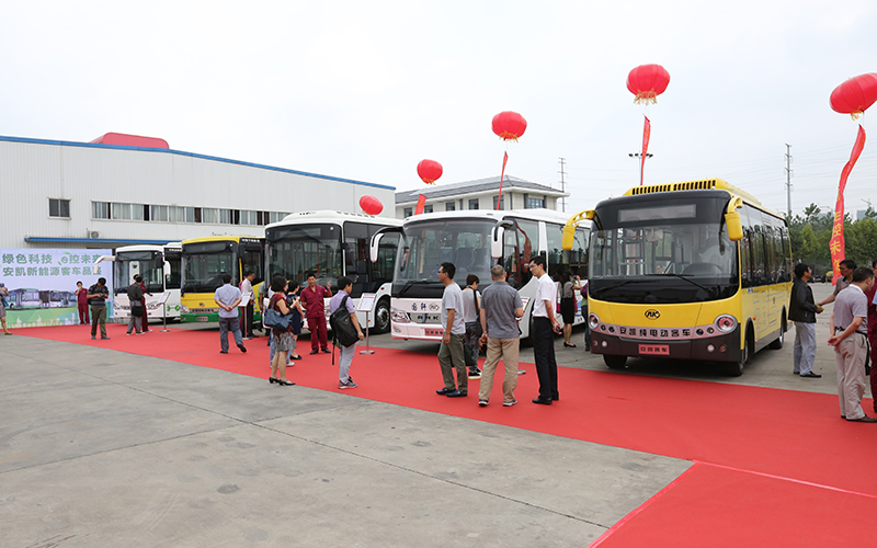 活動(dòng)展車現(xiàn)場.JPG