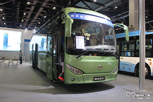 南京金龍NJL6117BEV太陽(yáng)能電動(dòng)客車(chē) 南京金龍